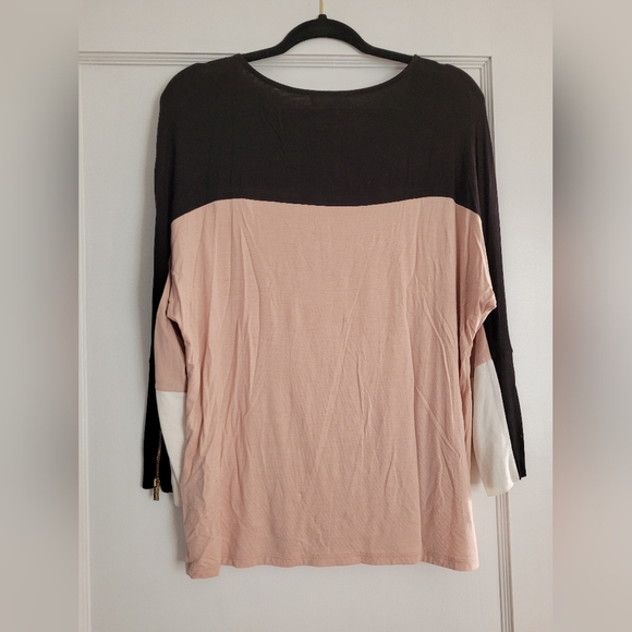Calvin Klein Tri Colored Top with Zipper Sleeves - Picture 2 of 5